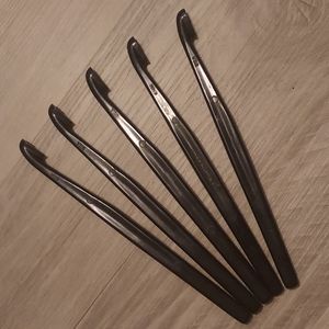 💜4/$20💜 TUPPERWARE - Set of 5 Citrus Peelers, Black